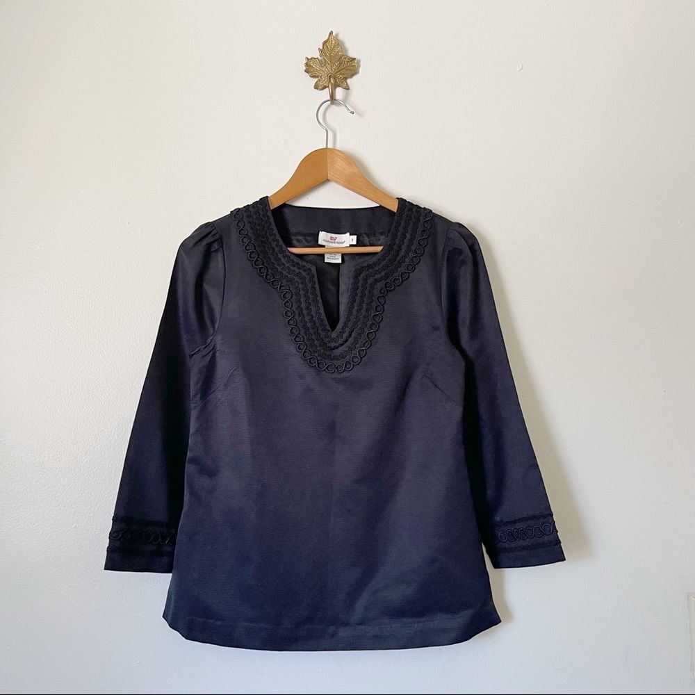 Vineyard Vines Black Tunic Blouse size 2 preowned